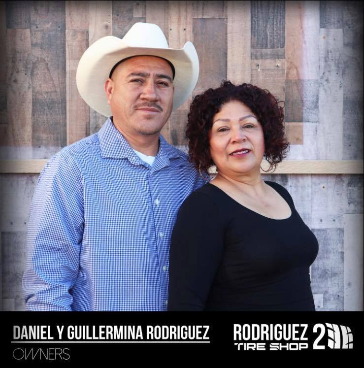 Promotional photograph of Guillermina and her husband Daniel.